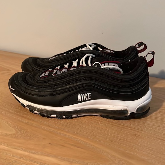 Nike Shoes - Nike Air Max - Size 9 Womens